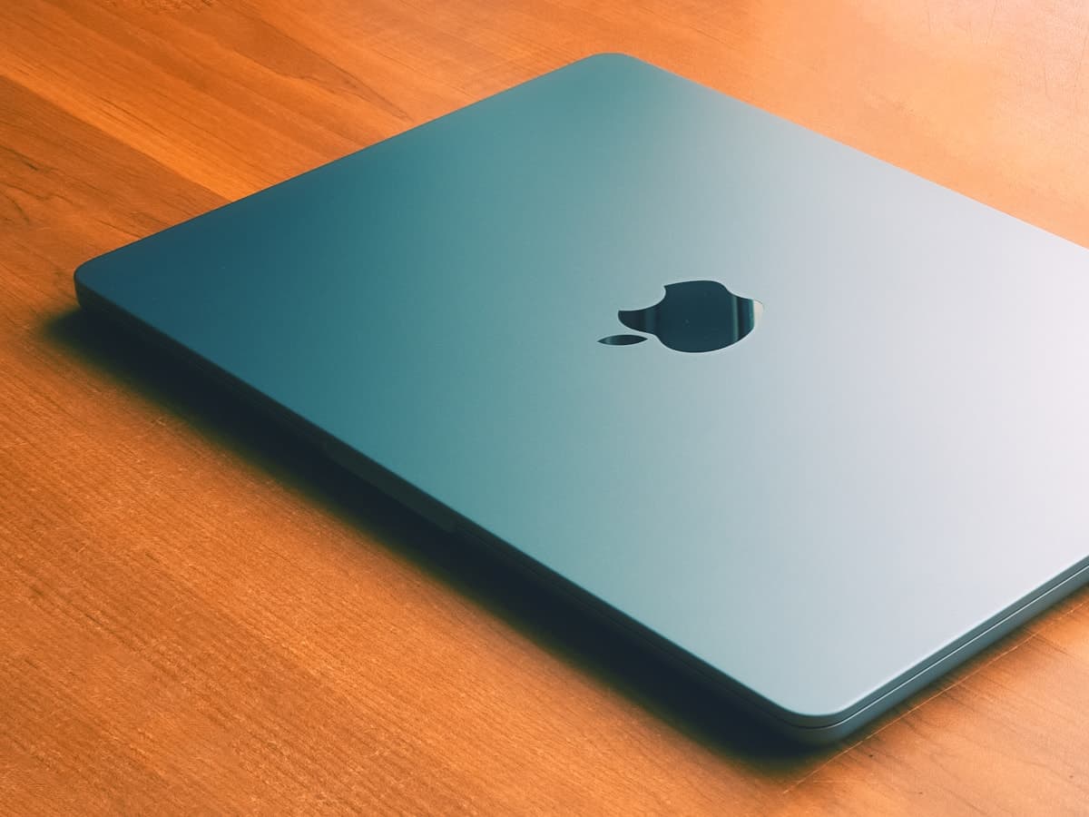 Apple MacBook Air